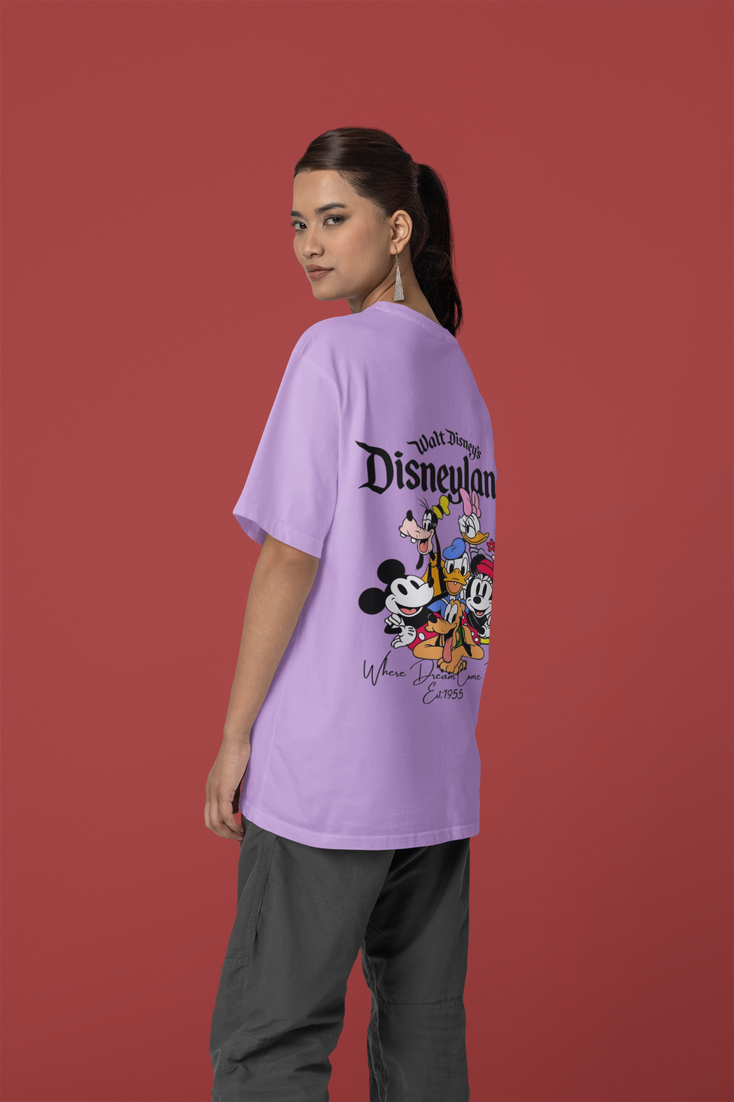WALT DISNEY